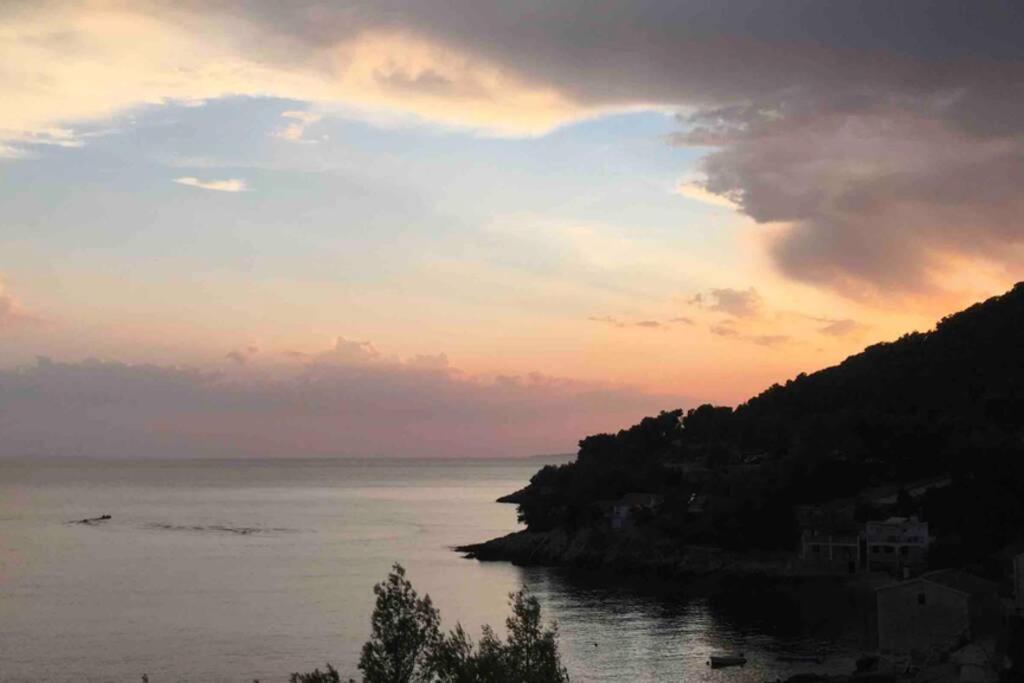 Seaview Pool Apartment-Lumiere, Island Hvar-Gdinj ภายนอก รูปภาพ