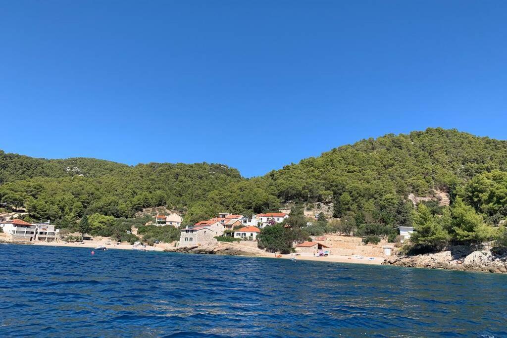Seaview Pool Apartment-Lumiere, Island Hvar-Gdinj ภายนอก รูปภาพ