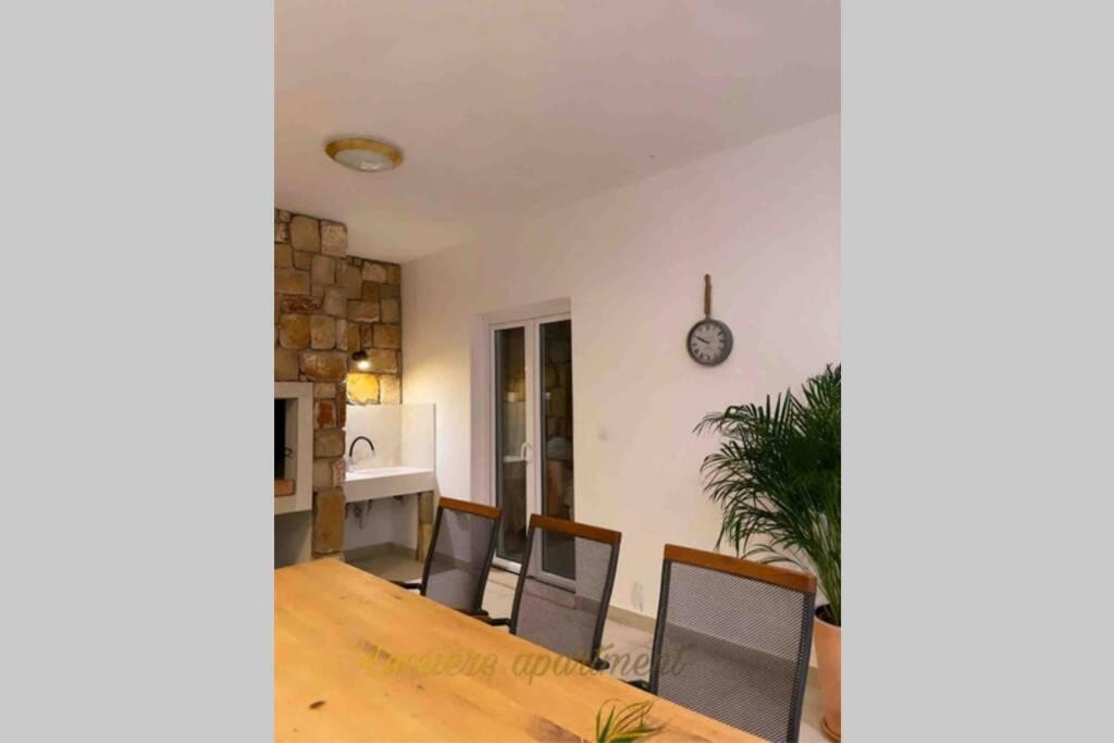 Seaview Pool Apartment-Lumiere, Island Hvar-Gdinj ภายนอก รูปภาพ