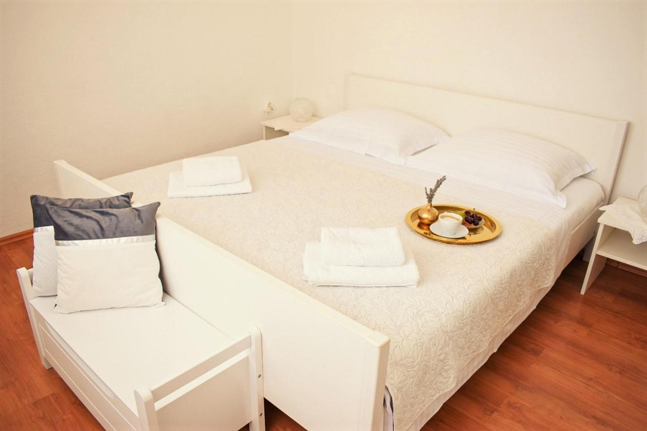 Seaview Pool Apartment-Lumiere, Island Hvar-Gdinj ภายนอก รูปภาพ