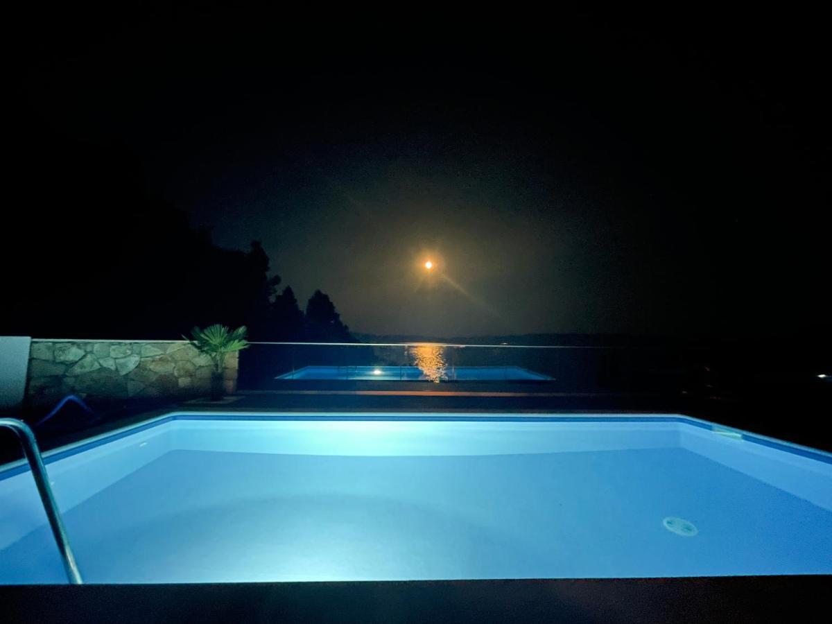 Seaview Pool Apartment-Lumiere, Island Hvar-Gdinj ภายนอก รูปภาพ