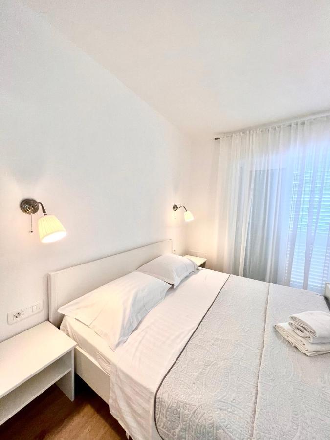 Seaview Pool Apartment-Lumiere, Island Hvar-Gdinj ภายนอก รูปภาพ
