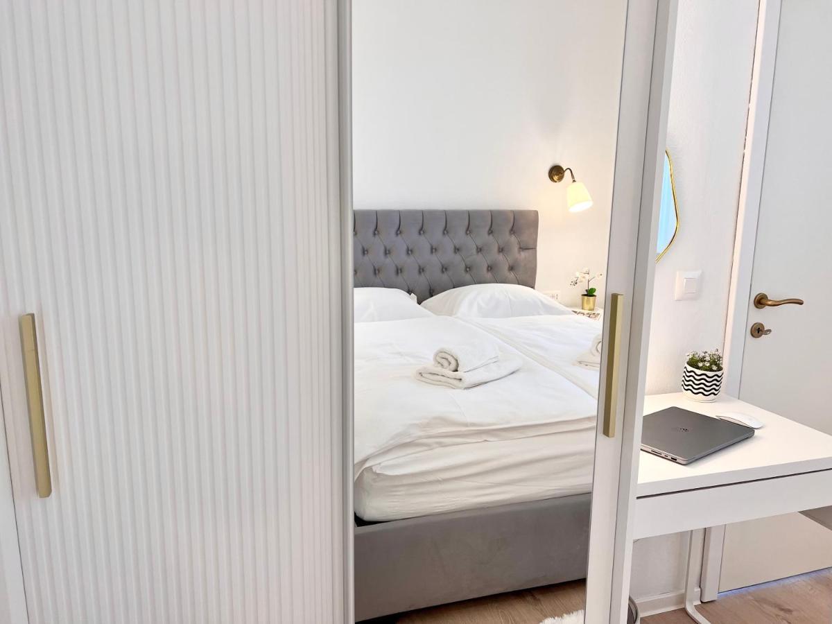 Seaview Pool Apartment-Lumiere, Island Hvar-Gdinj ภายนอก รูปภาพ